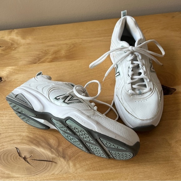 NEW BALANCE 623 WHITE TRAINER LACE UP SNEAKERS ATHLETIC COMFORT DAD SHOES WOMEN - Picture 3 of 12